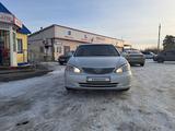 Toyota Camry 2002 годаүшін5 000 000 тг. в Петропавловск – фото 2