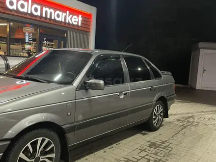 Volkswagen Passat 1991 года за 1 100 000 тг. в Караганда – фото 2