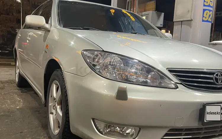 Toyota Camry 2005 годаүшін4 500 000 тг. в Семей