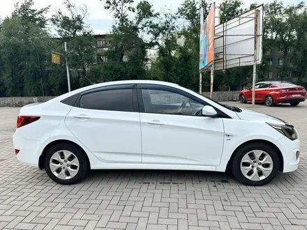 Hyundai Solaris 2014 года за 6 200 000 тг. в Алматы – фото 3