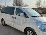 Hyundai Starex 2010 годаүшін5 500 000 тг. в Сарыагаш – фото 4