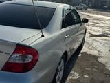 Toyota Camry 2004 года за 5 800 000 тг. в Тараз – фото 2