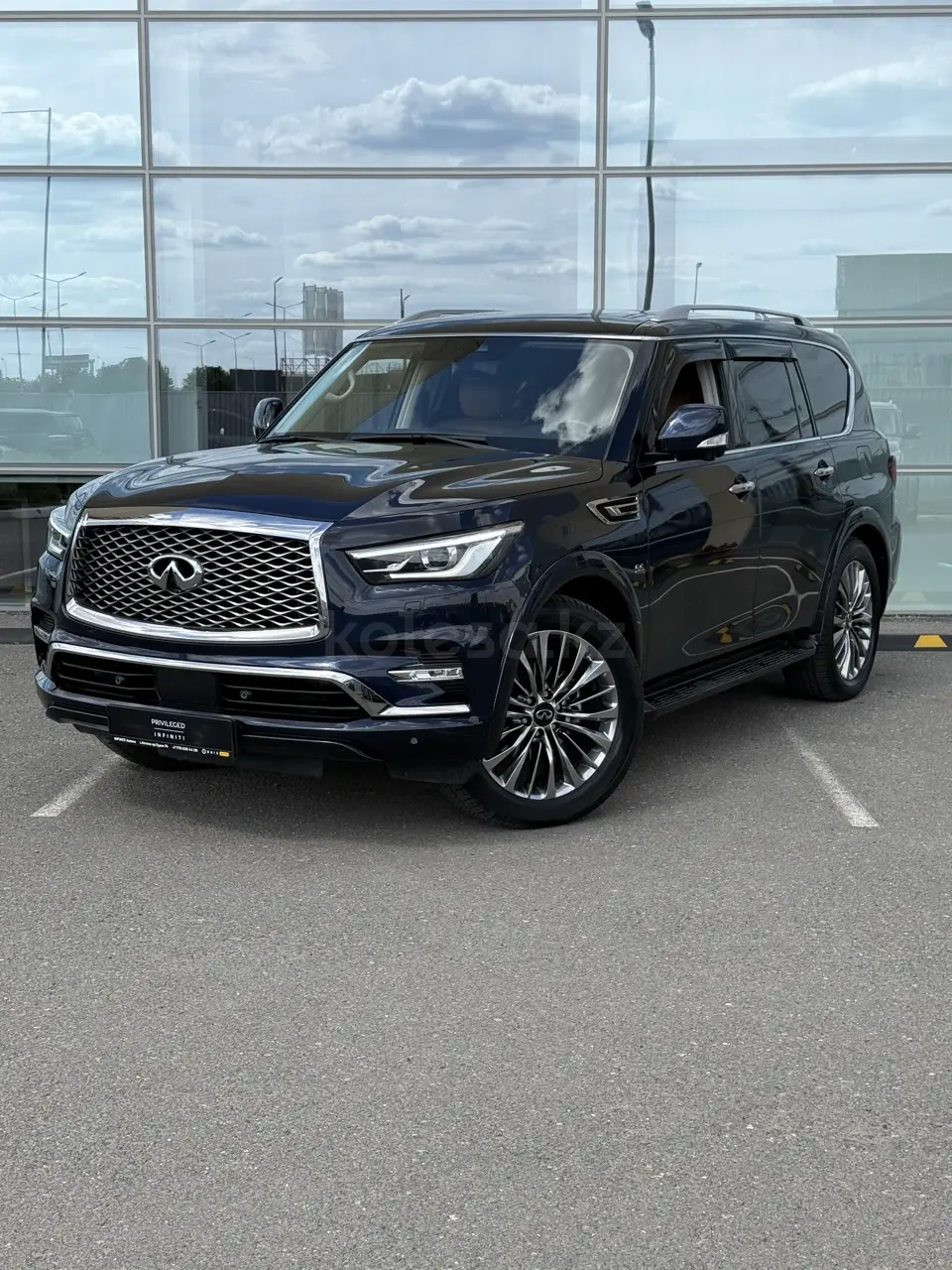 Infiniti QX80, 2020