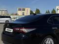 Toyota Camry 2018 года за 10 900 000 тг. в Уральск – фото 4