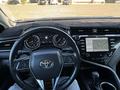 Toyota Camry 2018 года за 10 900 000 тг. в Уральск – фото 15