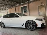 BMW 540 2017 года за 24 900 000 тг. в Алматы – фото 4