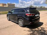 Toyota Highlander 2014 годаүшін16 500 000 тг. в Астана – фото 2