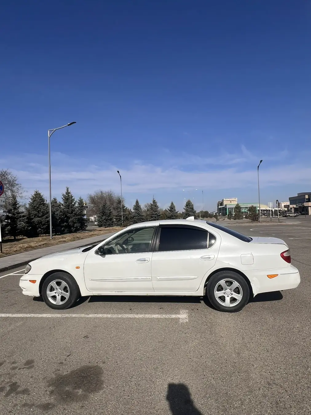 Nissan Maxima, 2001