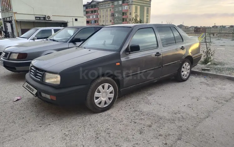 Volkswagen Vento 1992 годаfor890 000 тг. в Тараз