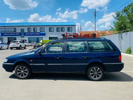 Volkswagen Passat 1994 года за 2 000 000 тг. в Уральск – фото 14