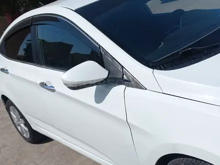 Hyundai Accent 2014 года за 5 800 000 тг. в Актау – фото 4