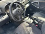 Toyota RAV4 2010 годаүшін7 200 000 тг. в Семей – фото 2