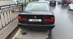 BMW 520 1991 года за 1 400 000 тг. в Астана – фото 2