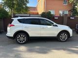 Toyota RAV4 2018 года за 12 600 000 тг. в Астана