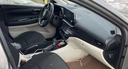 Hyundai Bayon 2023 года за 7 900 000 тг. в Атырау – фото 3