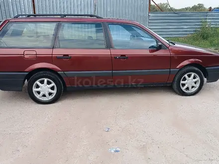 Volkswagen Passat 1990 года за 1 300 000 тг. в Алматы – фото 4