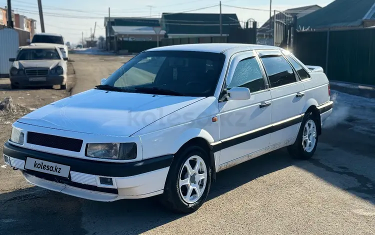 Volkswagen Passat 1993 годаүшін1 450 000 тг. в Сатпаев