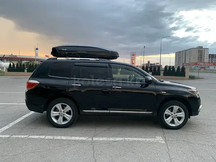 Toyota Highlander 2013 года за 17 000 000 тг. в Караганда – фото 9