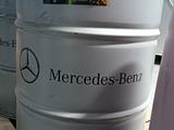 Оригинальное моторное масло 5W30 Mercedes-benz A000989790617ABDW за 5 520 тг. в Алматы