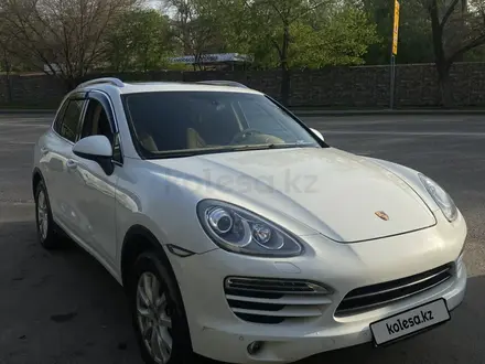 Porsche Cayenne 2013 года за 11 000 000 тг. в Алматы – фото 2