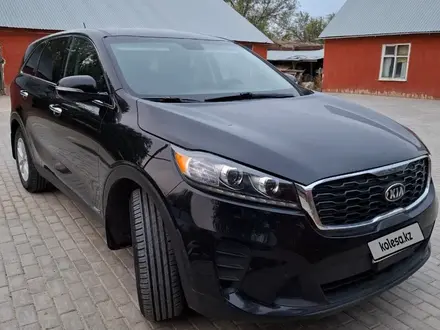 Kia Sorento 2019 года за 6 700 000 тг. в Уральск – фото 3