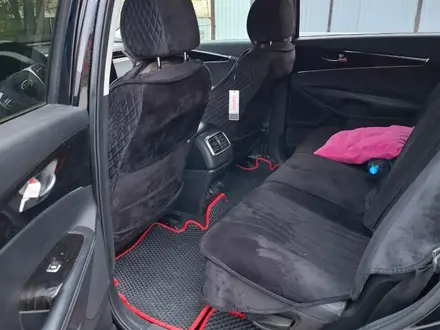 Kia Sorento 2019 года за 6 700 000 тг. в Уральск – фото 6