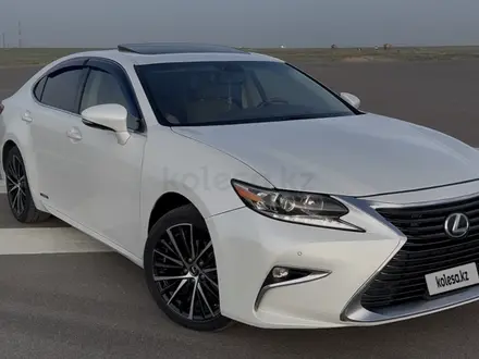 Lexus ES 300h 2013 года за 8 500 000 тг. в Жанаозен – фото 11