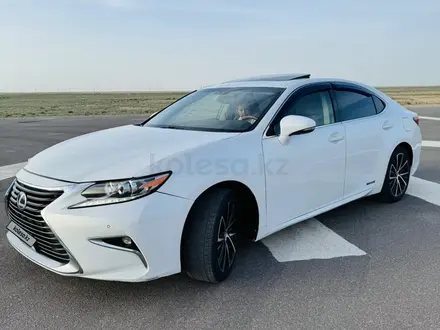 Lexus ES 300h 2013 года за 8 500 000 тг. в Жанаозен – фото 10