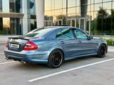 Mercedes-Benz E 320 2003 годаүшін5 600 000 тг. в Кокшетау – фото 4