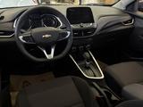 Chevrolet Onix 2025 года за 6 990 000 тг. в Караганда – фото 3