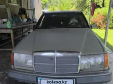 Mercedes-Benz E-Class, 1996