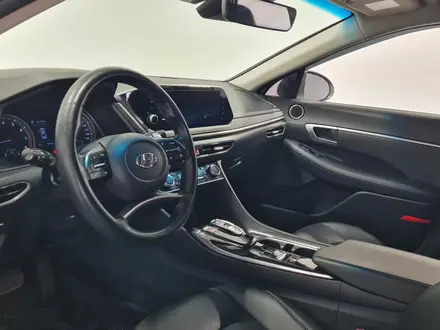 Hyundai Sonata 2021 года за 9 450 000 тг. в Алматы – фото 12
