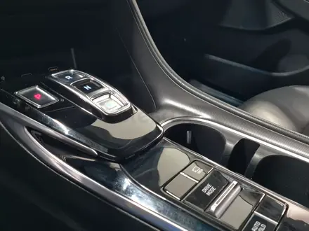 Hyundai Sonata 2021 года за 9 450 000 тг. в Алматы – фото 17