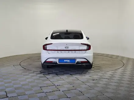 Hyundai Sonata 2021 года за 9 450 000 тг. в Алматы – фото 6