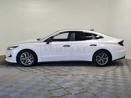 Hyundai Sonata 2021 года за 9 450 000 тг. в Алматы – фото 8