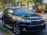 Toyota Highlander 2016 года за 13 500 000 тг. в Астана