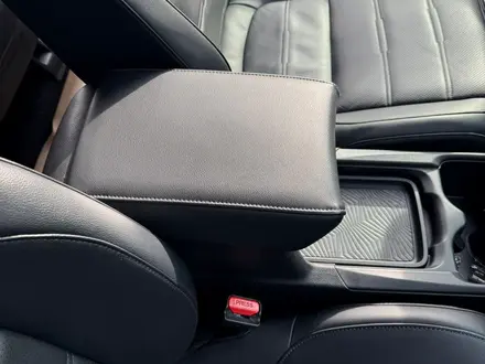 Honda CR-V 2017 года за 12 000 000 тг. в Алматы – фото 40