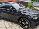 BMW X6 2019 года за 24 800 000 тг. в Алматы – фото 5
