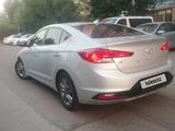 Hyundai Elantra 2018 годаүшін7 590 000 тг. в Алматы