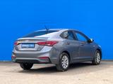 Hyundai Accent 2019 годаfor7 370 000 тг. в Алматы – фото 3