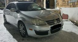 Volkswagen Jetta 2005 года за 3 000 000 тг. в Караганда – фото 3