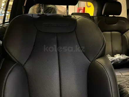 Jeep Grand Cherokee Overland 2024 года за 39 500 000 тг. в Алматы – фото 27