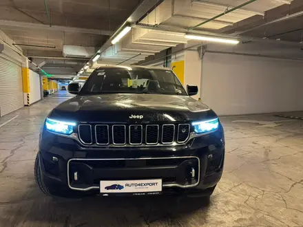 Jeep Grand Cherokee Overland 2024 года за 39 500 000 тг. в Алматы – фото 9