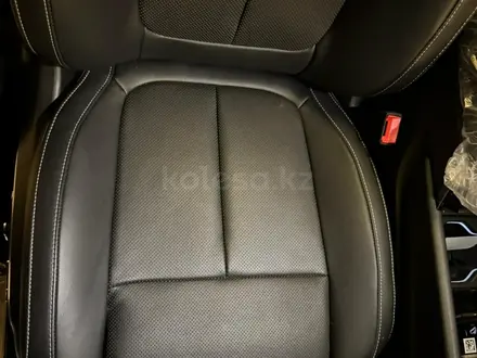 Jeep Grand Cherokee Overland 2024 года за 39 500 000 тг. в Алматы – фото 32