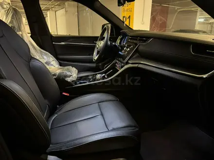 Jeep Grand Cherokee Overland 2024 года за 39 500 000 тг. в Алматы – фото 51