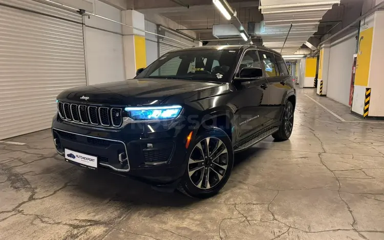 Jeep Grand Cherokee Overland 2024 года за 39 500 000 тг. в Алматы