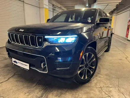 Jeep Grand Cherokee Overland 2024 года за 39 500 000 тг. в Алматы – фото 16