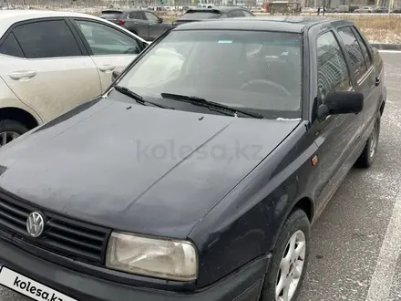 Volkswagen Vento 1993 года за 910 000 тг. в Астана – фото 4