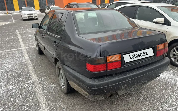 Volkswagen Vento 1993 года за 910 000 тг. в Астана