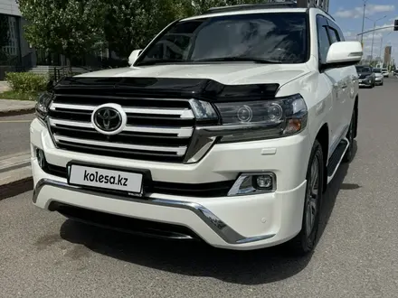 Toyota Land Cruiser 2017 года за 35 500 000 тг. в Астана – фото 2